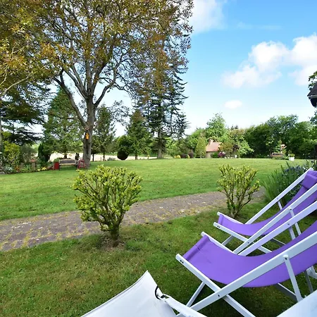 Saint-sauveur Hideaway Ferienhaus *